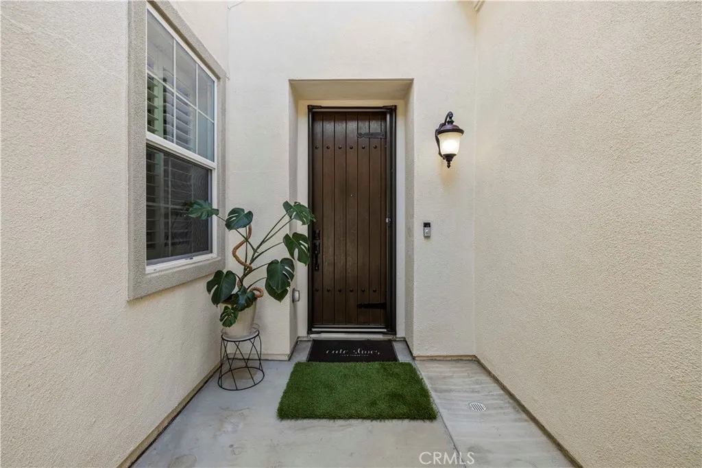 28319 Chisel Court, Valencia, California 91354 home-pic-4
